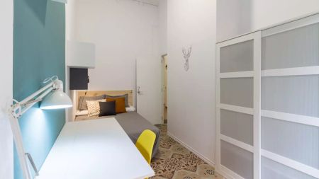 Room in a shared 9-bedroom apartment for rent in Vila de Gràcia, bills included - Foto 4