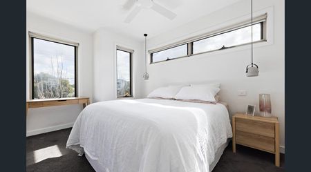 1/24 Mcnamara Avenue, Airport West VIC 3042 - Photo 3