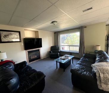 For Lease - 22 Lawton Court, Orangeville, Ontario - Photo 2