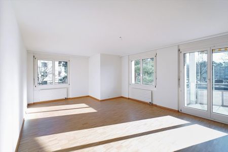 4.5 Zimmer, 109 m², 2. Stock - Photo 4