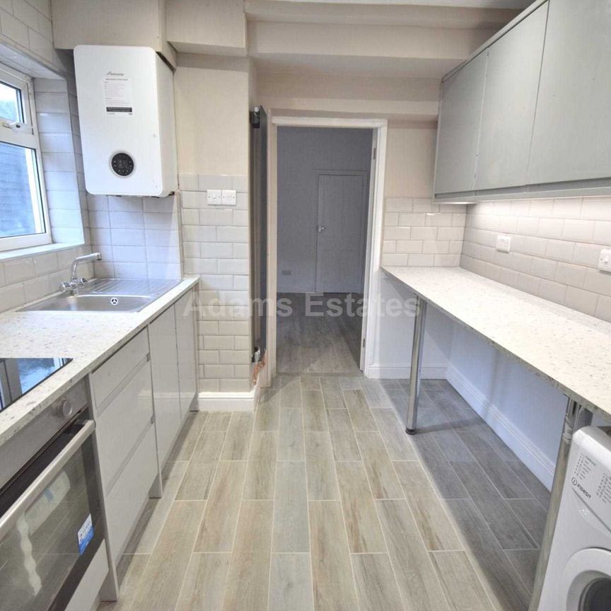 Price £1,500 pcm - Available 01/03/2025 - Unfurnished - Photo 1