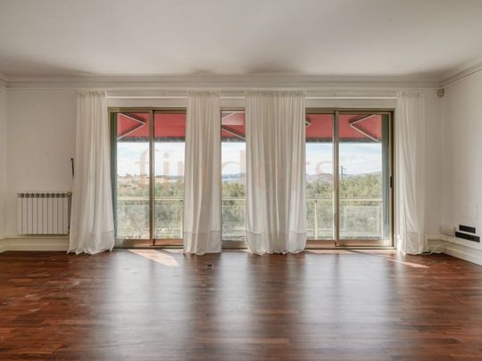 3 room luxury Apartment for rent in Lumiar, Lisbon - Photo 1