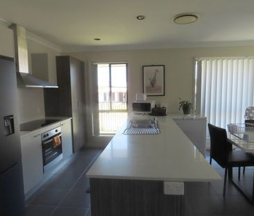 QUALITY FAMILY HOME SITUATED IN LOVELY ESTATE IN BUCASIA - Photo 5