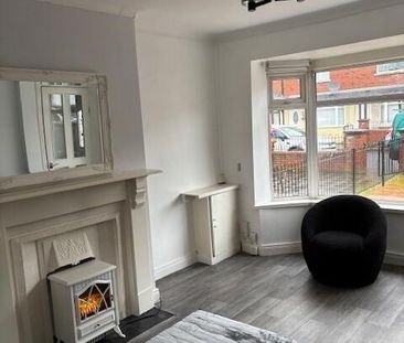 96 York Park, Belfast, BT15 3QX - Photo 4