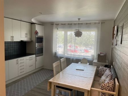 Trollhättan - 3rok - tillsv - 10.350kr/mån - Photo 4