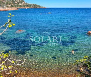 Villa pieds dans l'eau - accès mer - proche Cannes à Théoule-sur-Mer - Photo 2