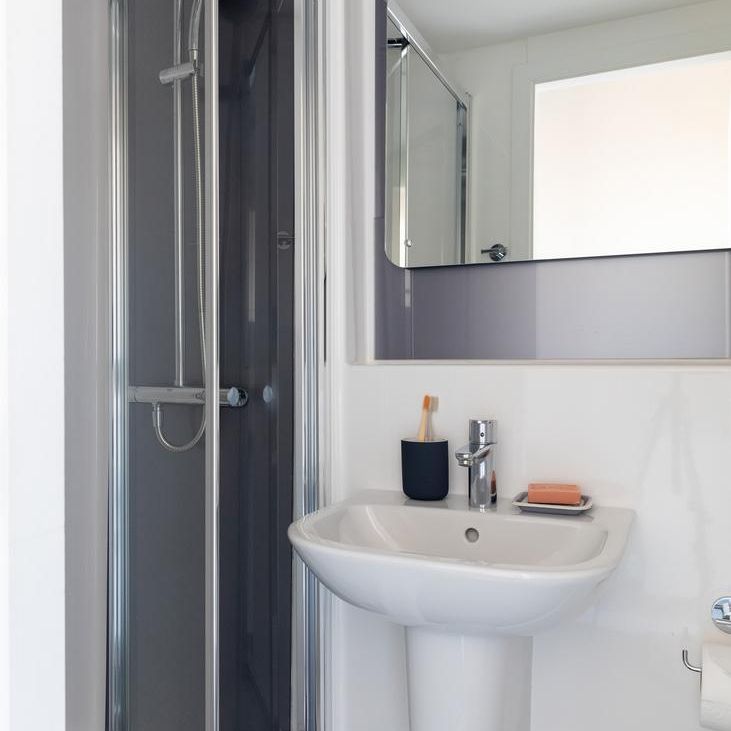 Studio to rent - Photo 1