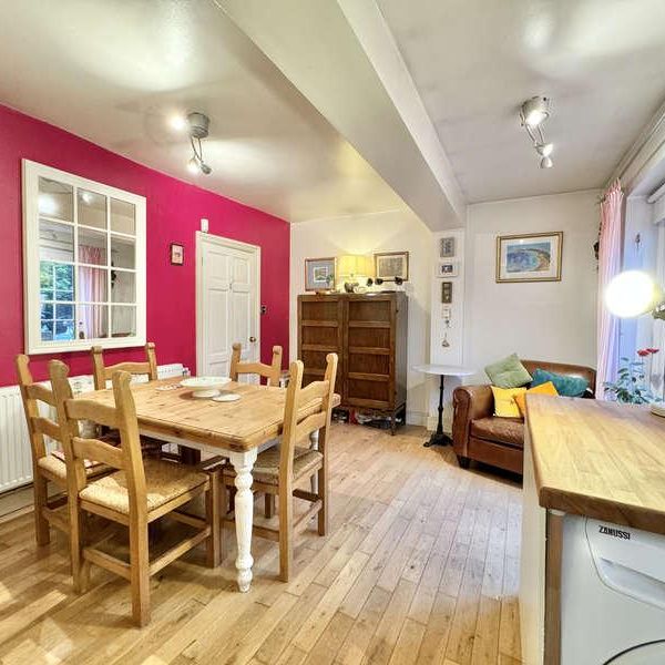 Vale Road, N4 - Photo 1