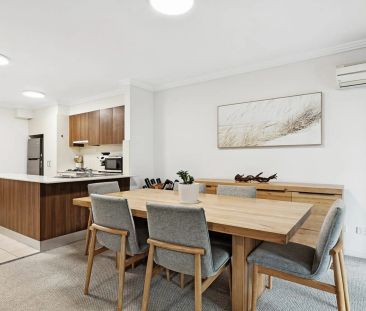 Stylish Apartment in Prime Lifestyle Location - Photo 4