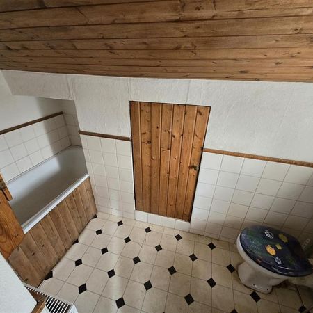 3 bedroom detached house to rent - Photo 3