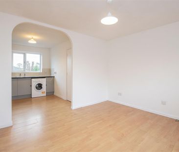 1 bed House To Let - Photo 4