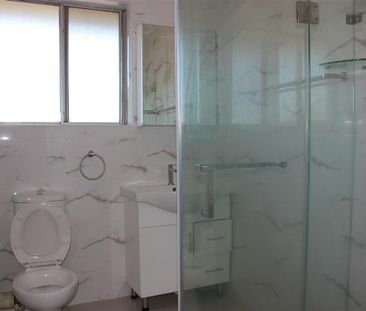 SPACIOUS 2 BEDROOM UNIT - Photo 5