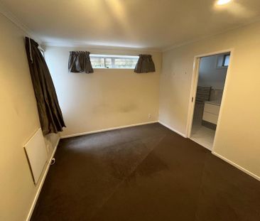Spacious Family Home in the Heart of Khandallah - Photo 2