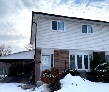 For Lease - 184 Hollyberry Trail, Toronto, Ontario - Photo 5