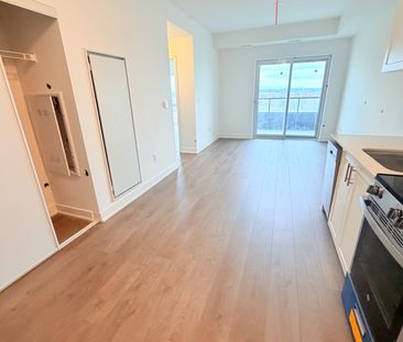 For Lease - 715 Davis Drive Unit# 811, Newmarket, Ontario - Photo 6