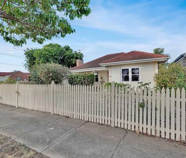 3 Selkirk Avenue, Clearview SA 5085 - House For Rent | Domain - Photo 2