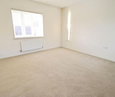 2 bedroom maisonette to rent - Photo 2