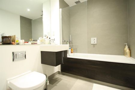 Sail Loft Court, Dod Street, London - Photo 4