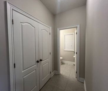 For Lease - 23 LOCKERBIE Crescent, Collingwood, Ontario - Photo 3