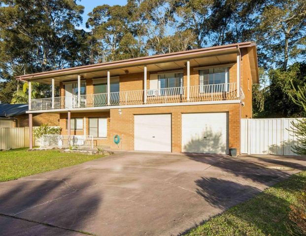 Charming 2-Bedroom Unit in Surf Beach - Photo 1