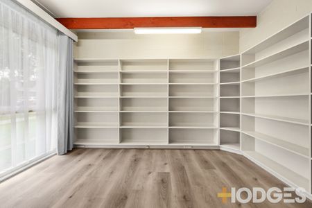 Perfect Location in Beaumaris - Photo 4