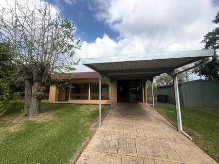 Home For Rent - Photo 3