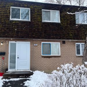 1028 Rue Woodside, Dollard-des-Ormeaux, QC H9B - Photo 3