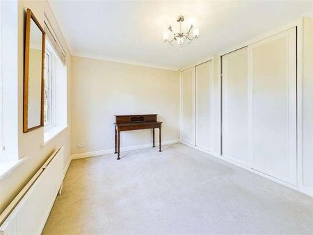 Gower Road, Weybridge, KT13 - Photo 5