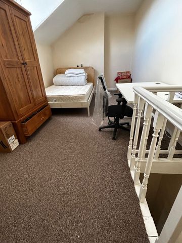 2 Bed Terraced House, Haddon Road, LS4 - Photo 4