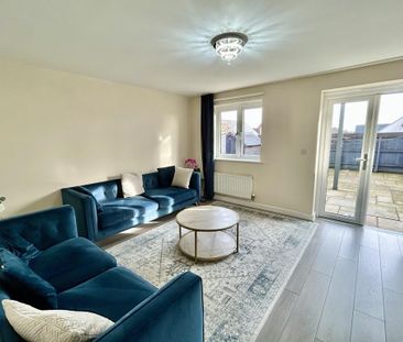 3 bedroom semi-detached house to rent - Photo 2