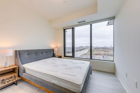 For Lease - 3006 William Cutmore Boulevard Unit# 811, Oakville, Ontario - Photo 4