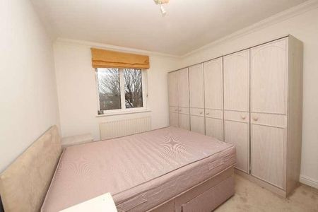 Highview House, Queens Road, Hendon, London, NW4 - Photo 2