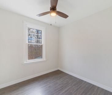 For Lease - 2383 Kirk Road, Hamilton, Ontario - Photo 1