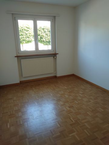 Appartement de 3.5 pièces au rez-de-chaussée - Photo 4