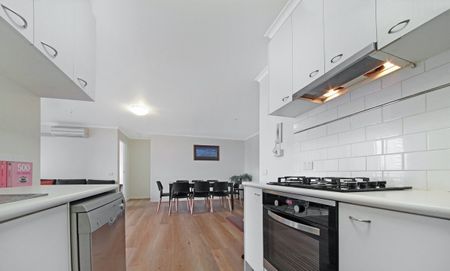 78/88 Southbank Boulevard, Southbank VIC 3006 - Apartment For Rent | Domain - Photo 4