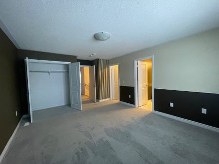 For Lease - 29 Middleton Street, Southgate, Ontario - Photo 2