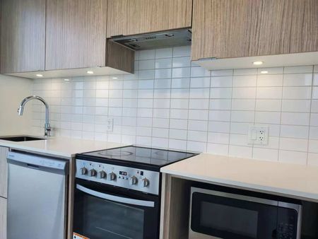 For Lease - 395 Bloor St Street Unit# 4807, Toronto, Ontario - Photo 4