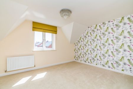 3 bedroom town house to rent Kingsman Drive, Botley, SO32 - Photo 4