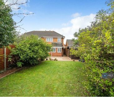 3 bedroom semi-detached house to rent - Photo 1