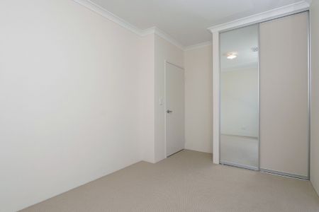 480b Marmion Street, - Photo 3