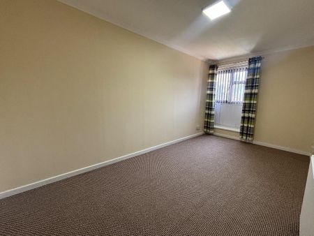 3 bedroom terraced house to rent - Photo 5