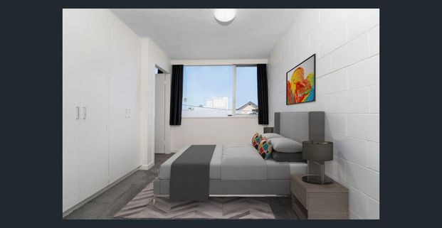 Recently Renovated One Bedroom Apartment in Prime Location - Photo 1