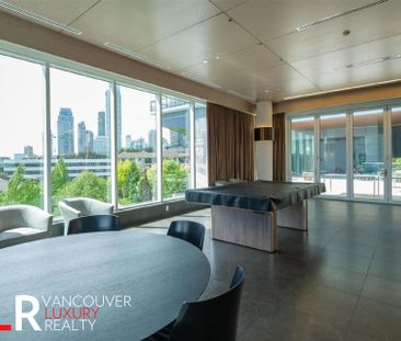 Condo in Burnaby, BC - Photo 2