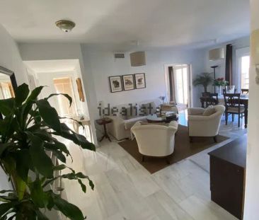 Alquiler de ático en Calle del Colegial, 21 - Photo 4