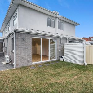 Modern & Flexible Living - Photo 3
