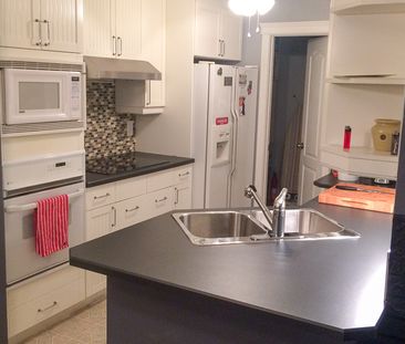 3 Bedroom Townhouse For Rent In Skyrattler: Pet Friendly. - Photo 4