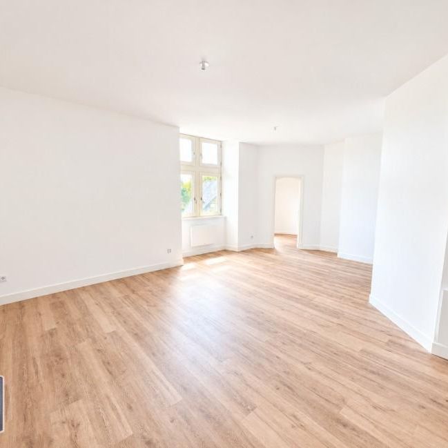 Location Appartement 2 pièces 68m² CHINON 37500 - Photo 1