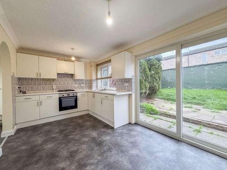 Sturton Walk, Corby, Northamptonshire, NN18 - Photo 2