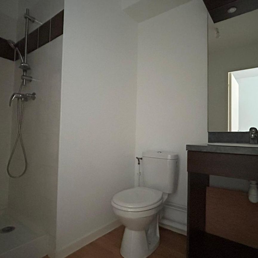 Location Appartement 1 pièce 23m² MULHOUSE 68100 - Photo 1