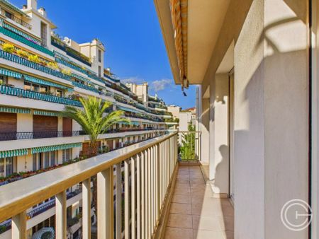 Location Appartement 3 pièces 66m² NICE 06000 - Photo 5